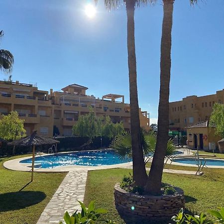 A Stunning 2 Bedroom Apartment 5 Min Walk To The Beautiful Beaches Of Vera Playa Playas de Vera Bagian luar foto