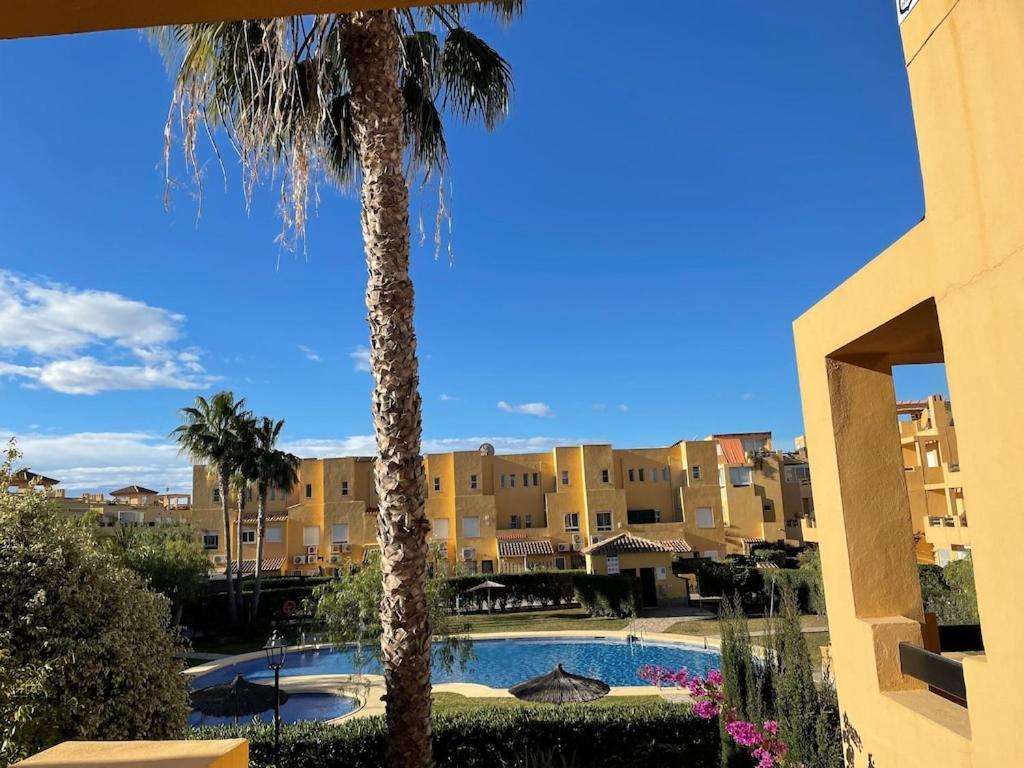 A Stunning 2 Bedroom Apartment 5 Min Walk To The Beautiful Beaches Of Vera Playa Playas de Vera Bagian luar foto