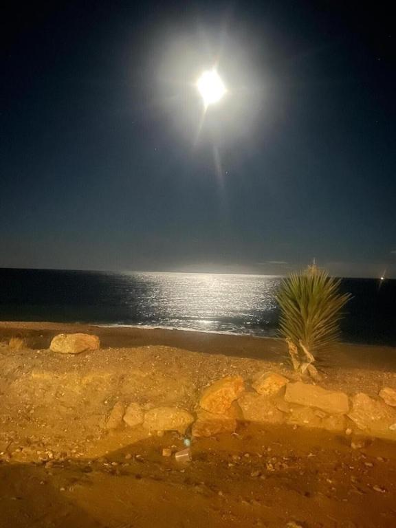 A Stunning 2 Bedroom Apartment 5 Min Walk To The Beautiful Beaches Of Vera Playa Playas de Vera Bagian luar foto