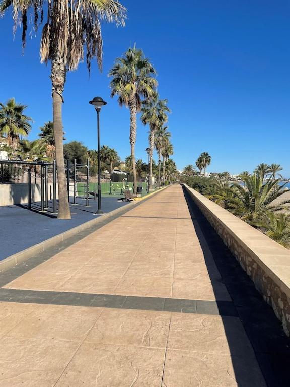 A Stunning 2 Bedroom Apartment 5 Min Walk To The Beautiful Beaches Of Vera Playa Playas de Vera Bagian luar foto