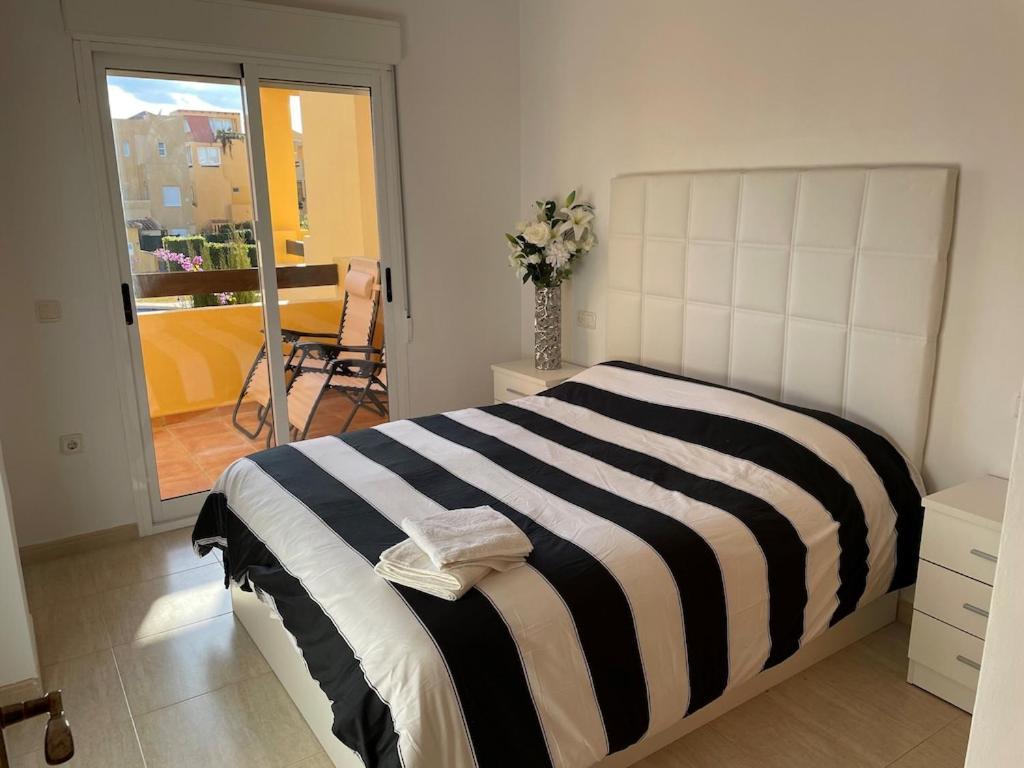 A Stunning 2 Bedroom Apartment 5 Min Walk To The Beautiful Beaches Of Vera Playa Playas de Vera Bagian luar foto